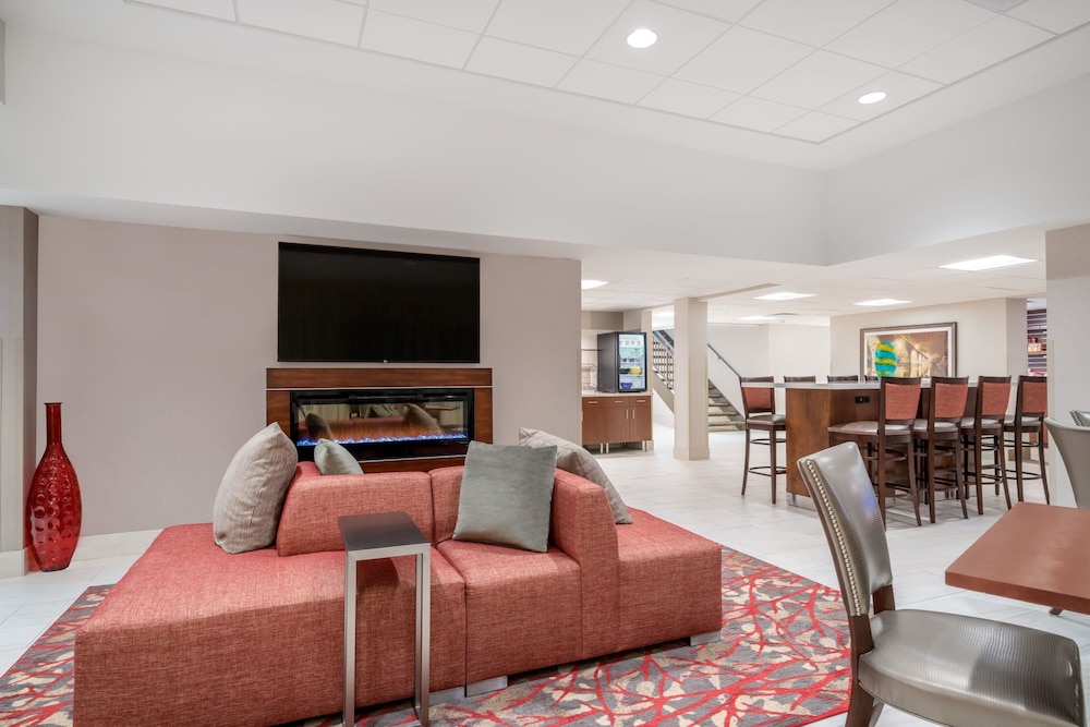Ramada By Wyndham Minneapolis Golden Valley 26/42