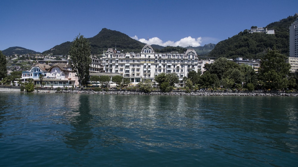 Eden Palace Au Lac 55/62