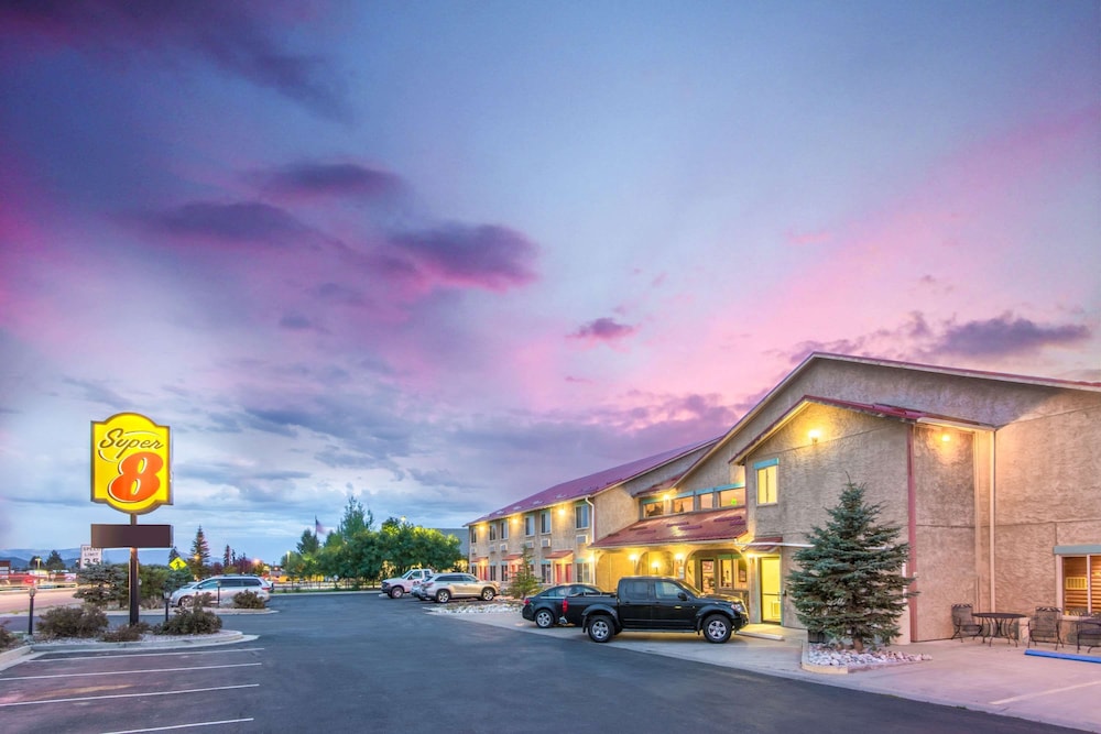 Super 8 By Wyndham Buena Vista 4/27