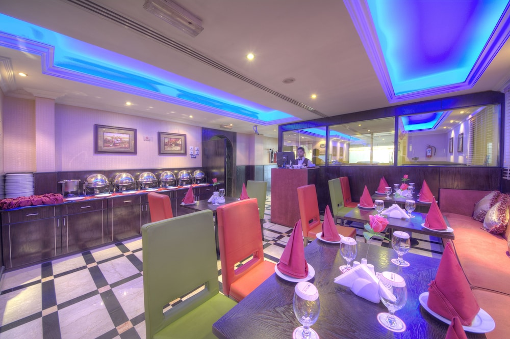 restaurant-cafeteria