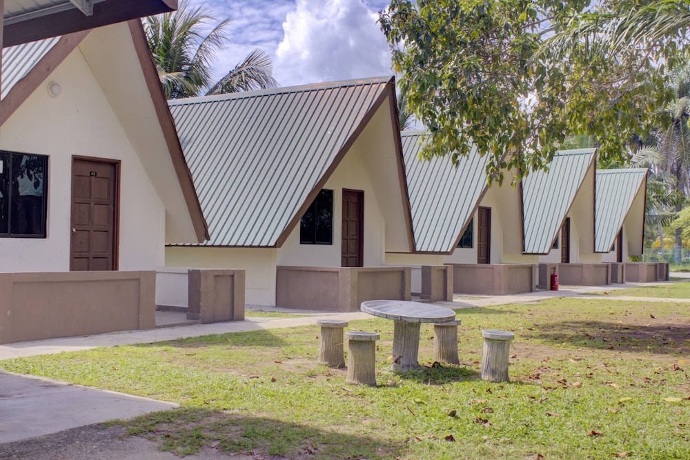 Hotel O Sedili Inn Resort 57/59
