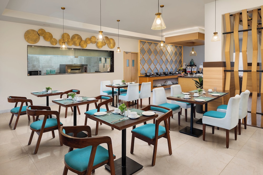 Vivanta Chitwan Bharatpur 33/41