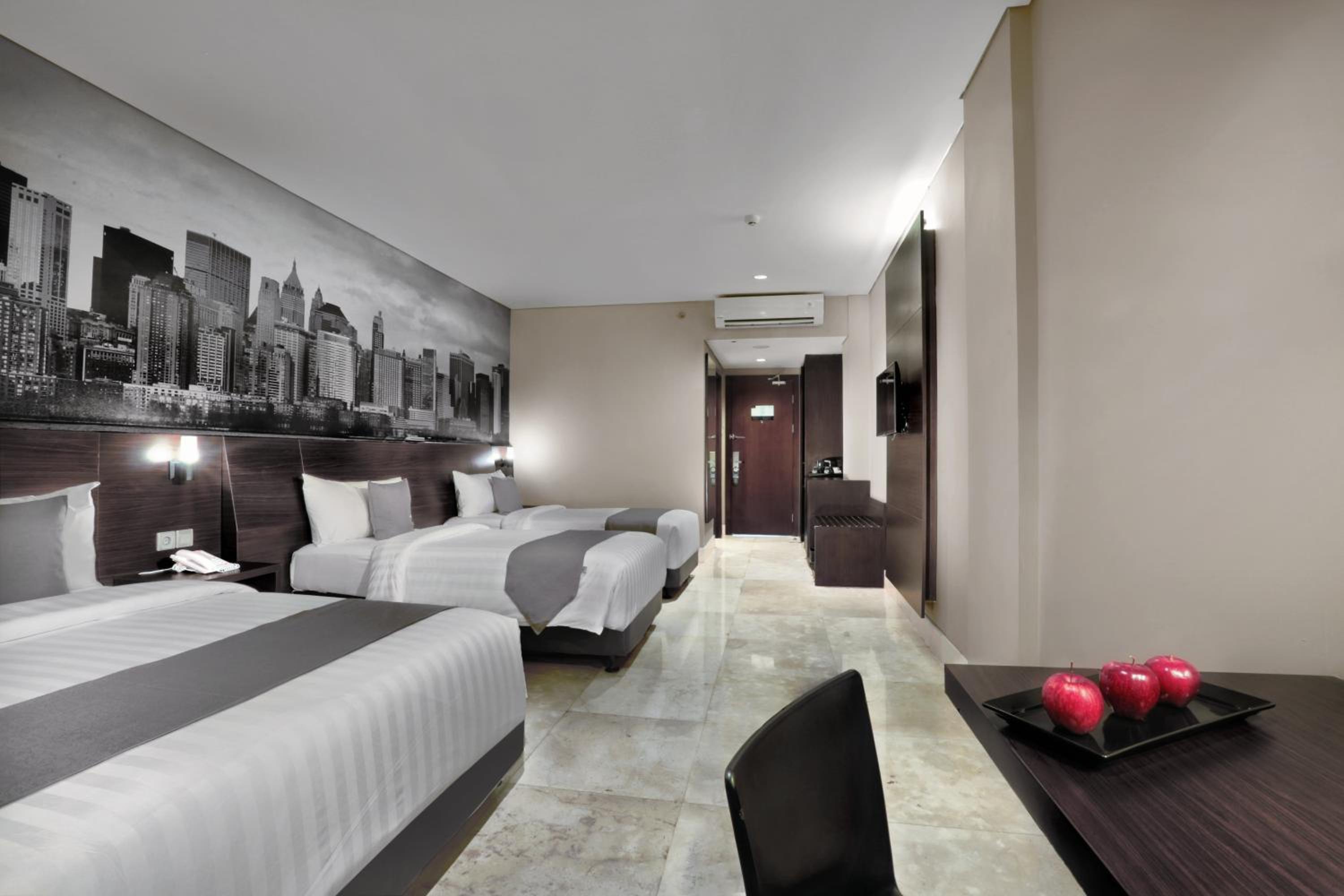 غرفة عائلية بثلاثة أسرّة، Hotel Neo Balikpapan 2/2