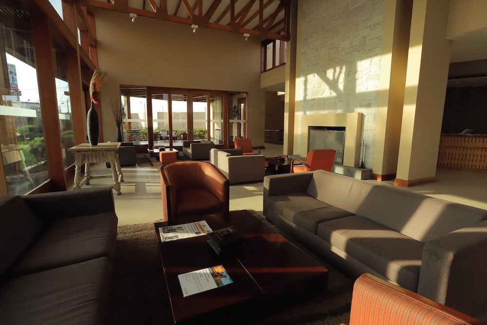 CASA ANDINA STANDARD CHINCHA 48/69