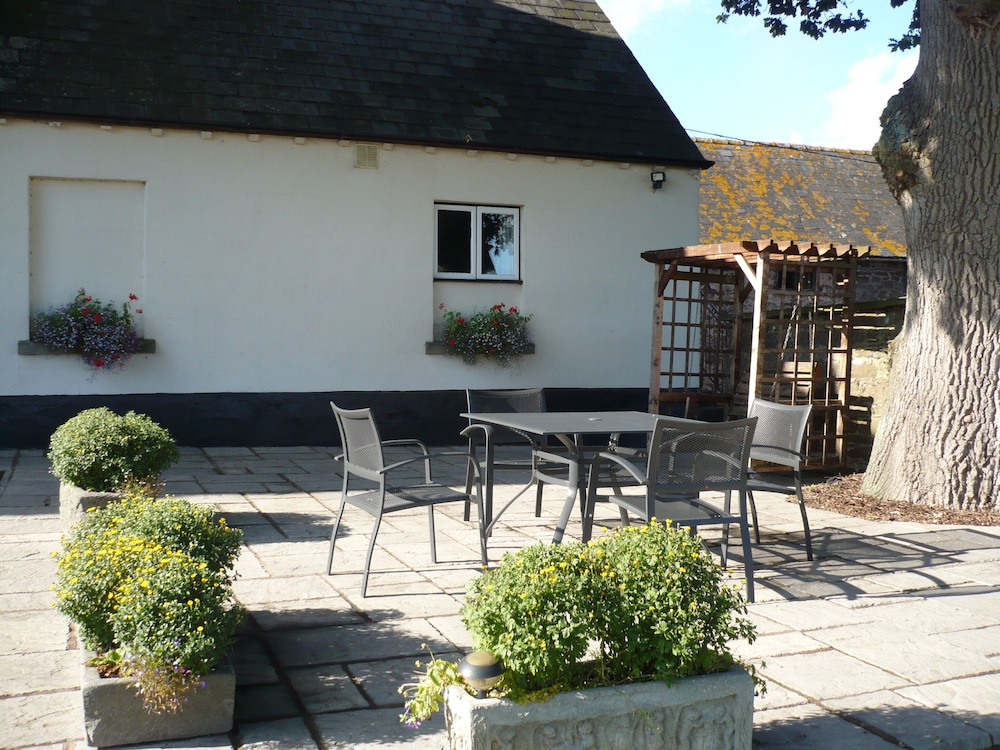 Benhall Farm Holidays 20/24