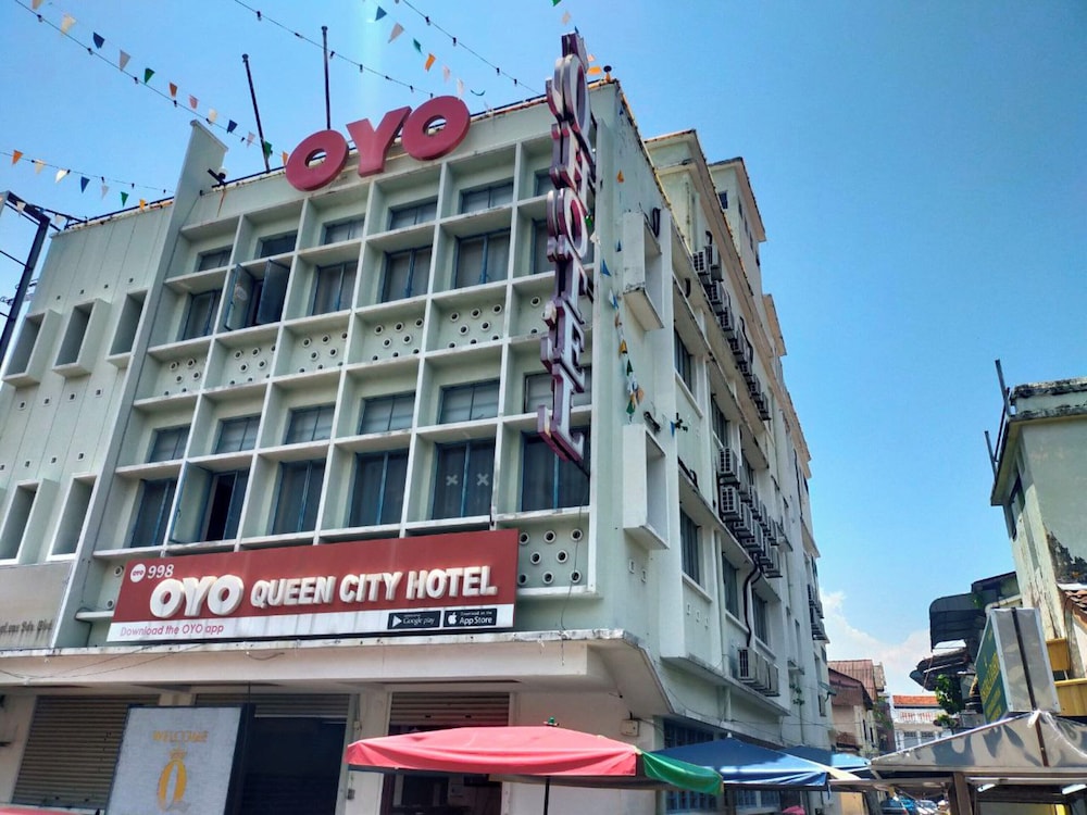 OYO 998 Queen City Hotel 2/50