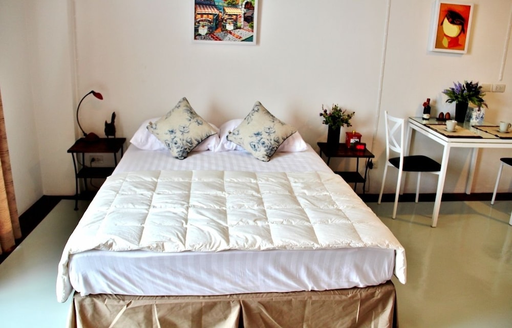 The Meet Green Apartment 26/66