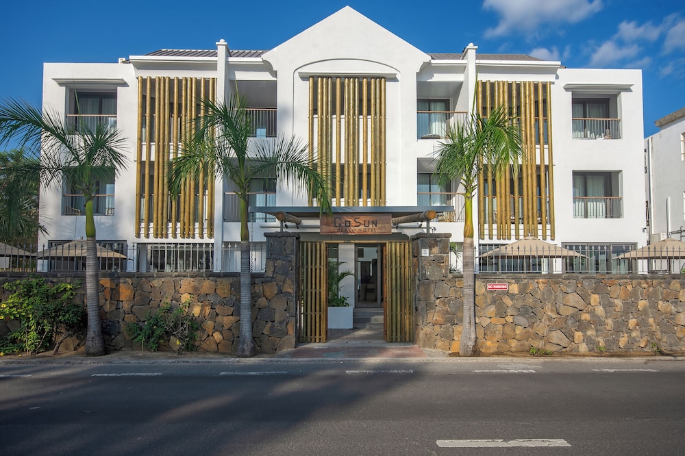 Go Sun Beach Hotel 33/38