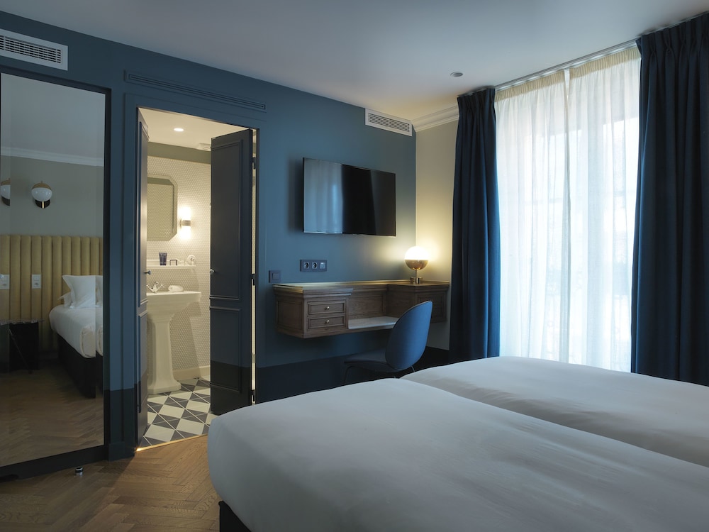 Bachaumont Hotel 16/56