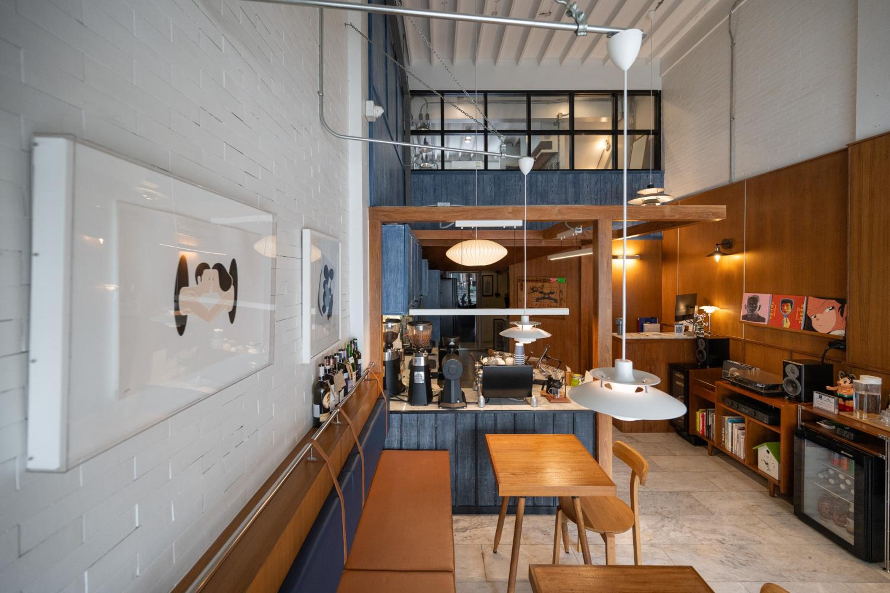 Bed Addict Hostel X Cafe 55/63