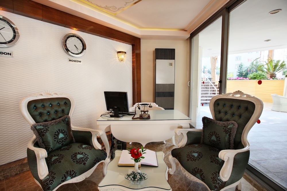 Alaiye Kleopatra Hotel 30/36