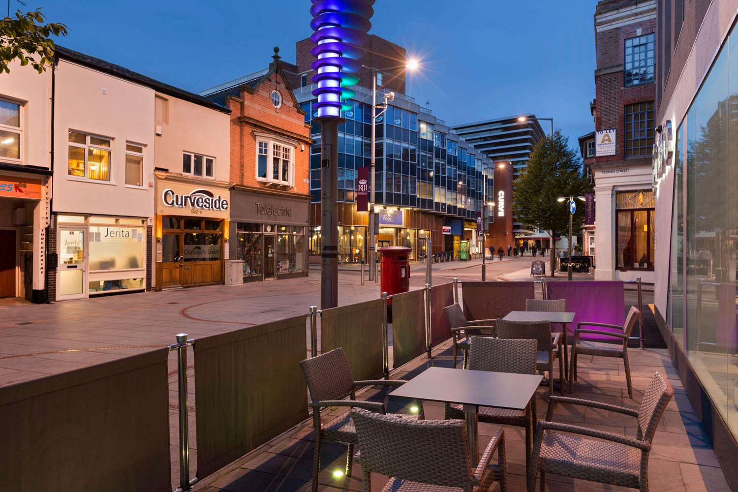 Ramada Encore by Wyndham Leicester City Centre 27/33