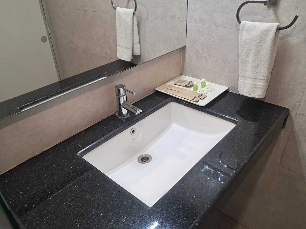 Grand Residence 49/50