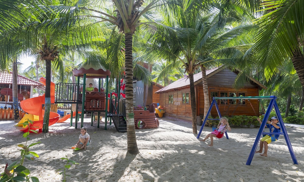 Sea Lion Beach Resort And Spa 43/59