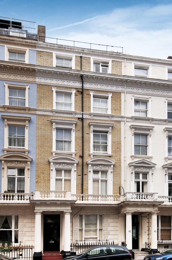 Queensborough Terrace Serviced Apartments