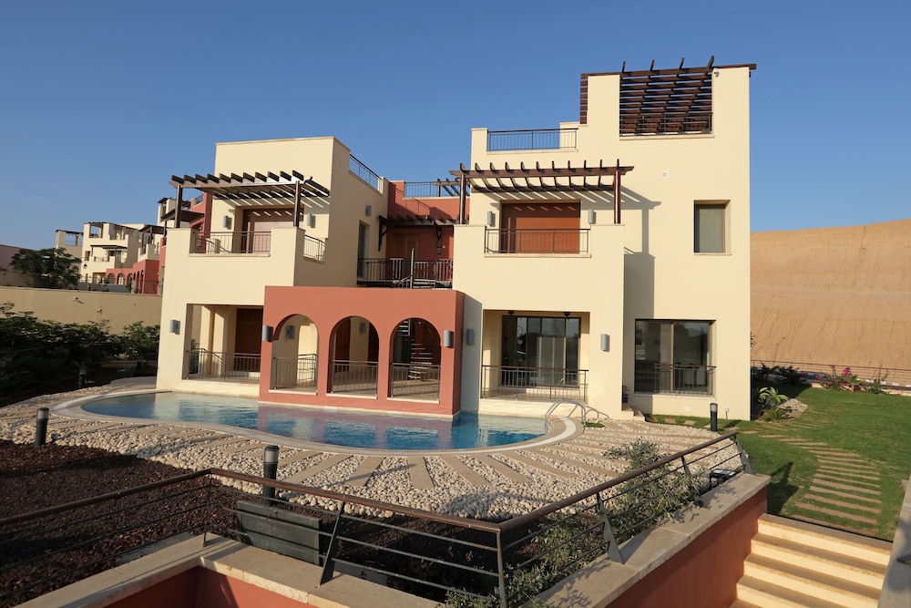 Tala Bay Residence 67/73