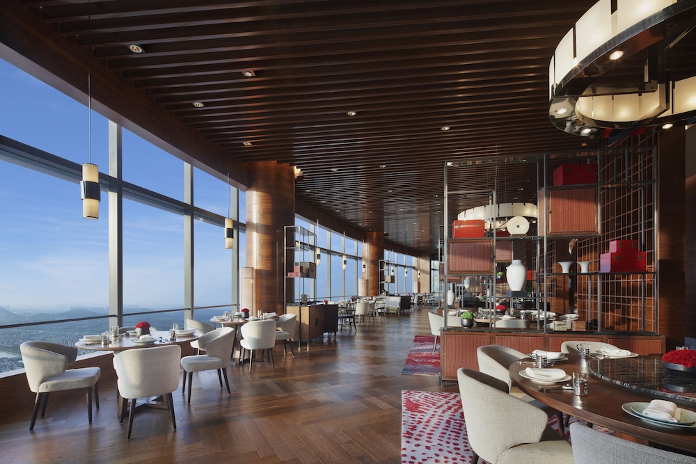 Hyatt Regency Xuzhou Suning 24/33