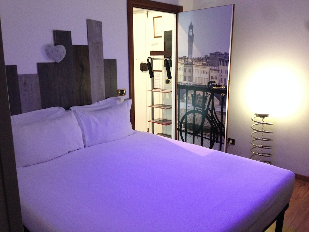 ECONOMY, DOUBLE BED