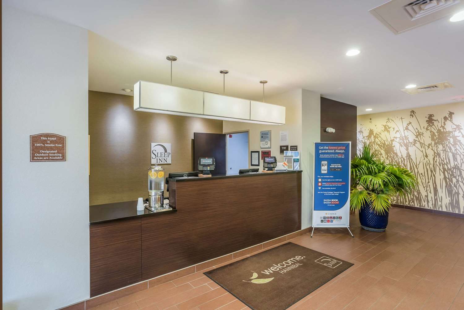Sleep Inn and Suites Hannibal West 2/19