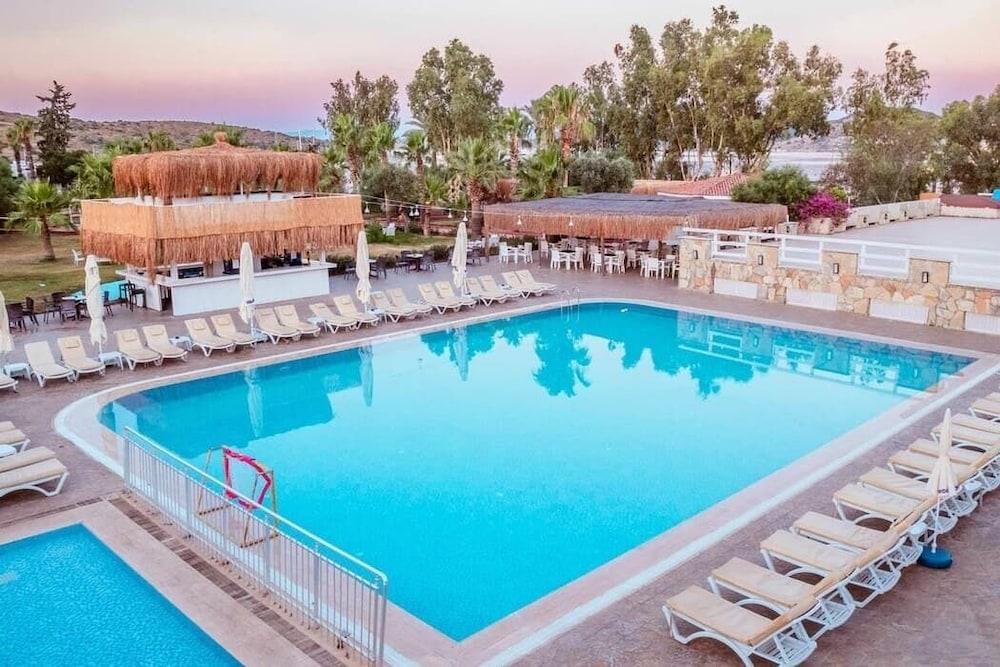 Ladonia Hotels Del Mare 29/50