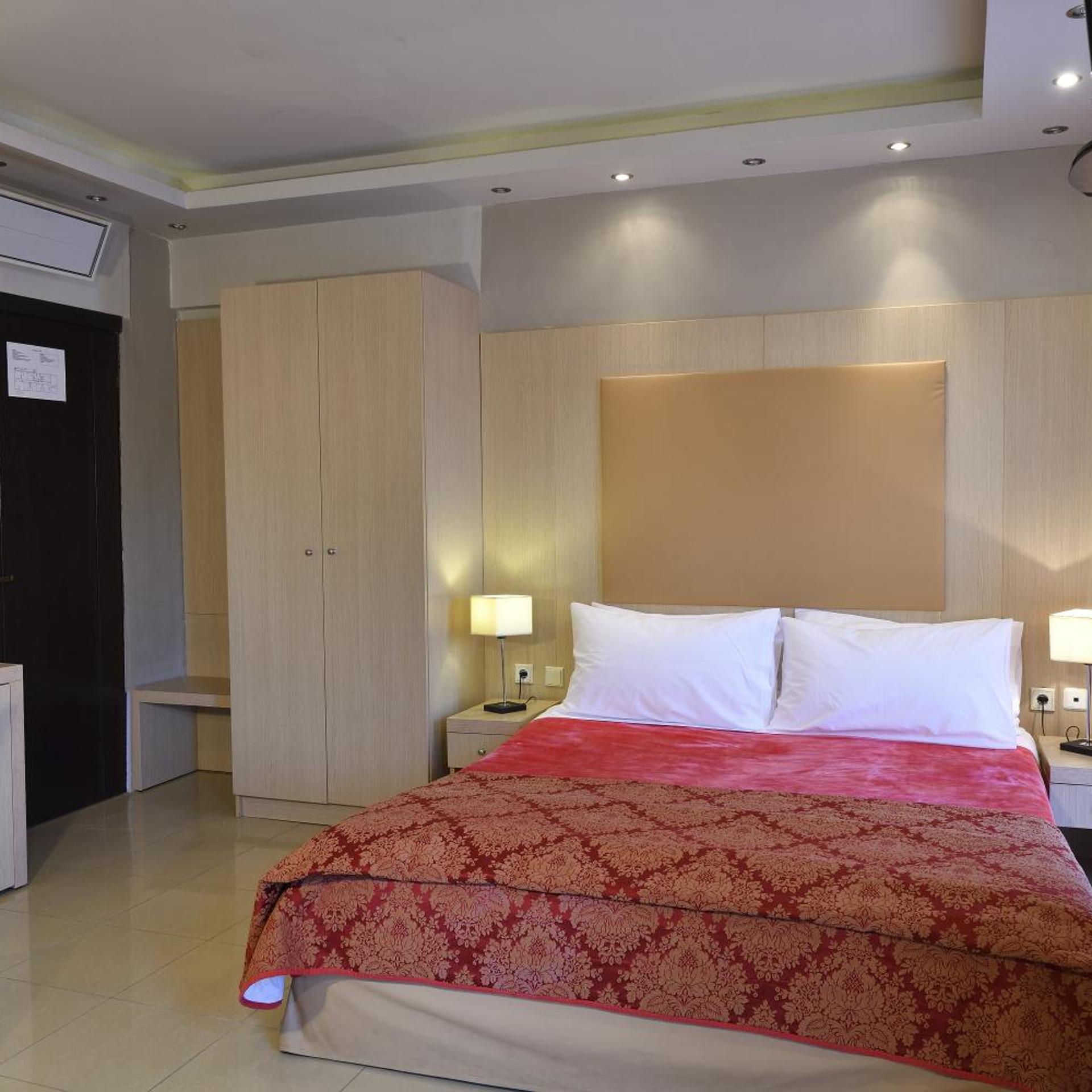 جناح جونيور، Four Seasons Skg Thessaloniki 4/10