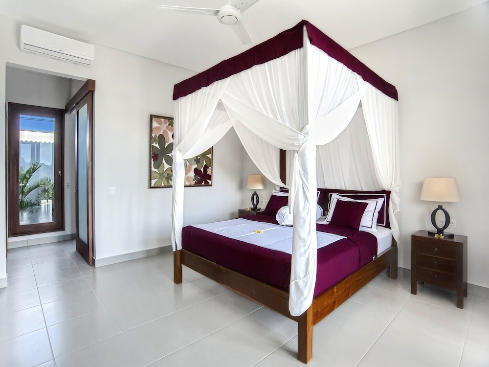 Villa Yenian 11/50