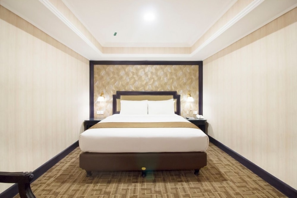 Golden Boutique Hotel Melawai 16/48