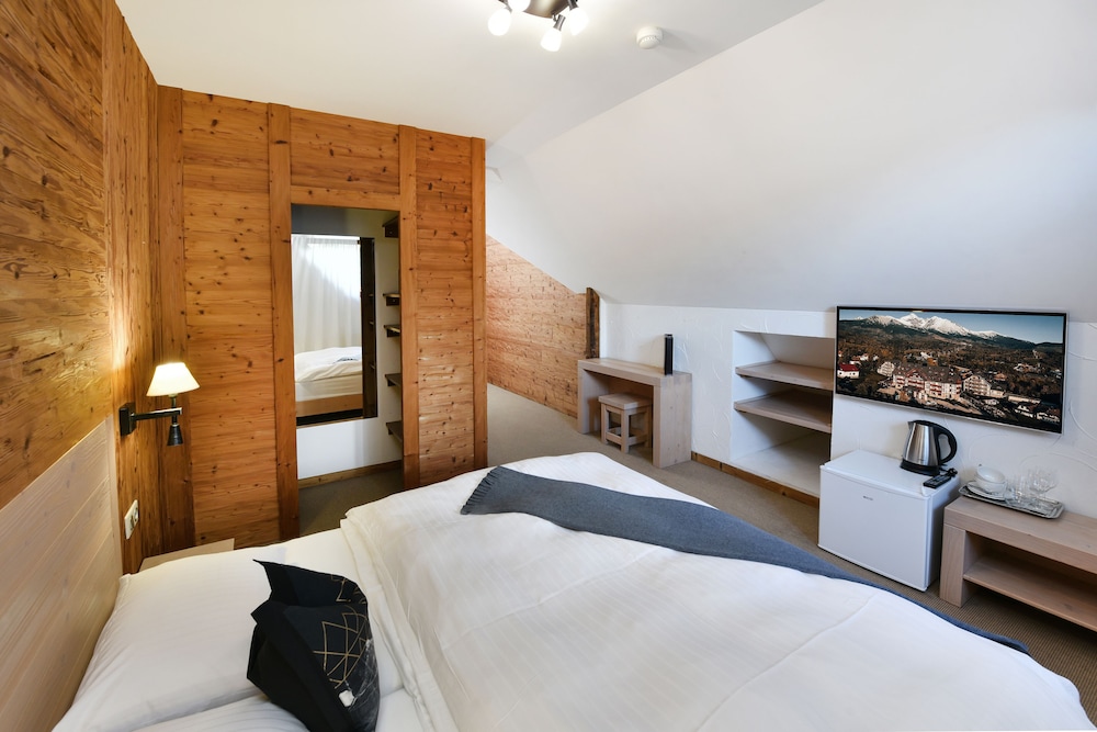 Kukucka Hotel 28/67
