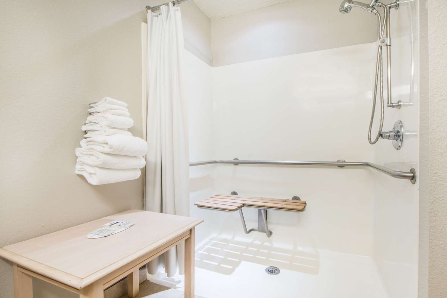 Microtel Inn & Suites by Wyndham Claremore 9/9