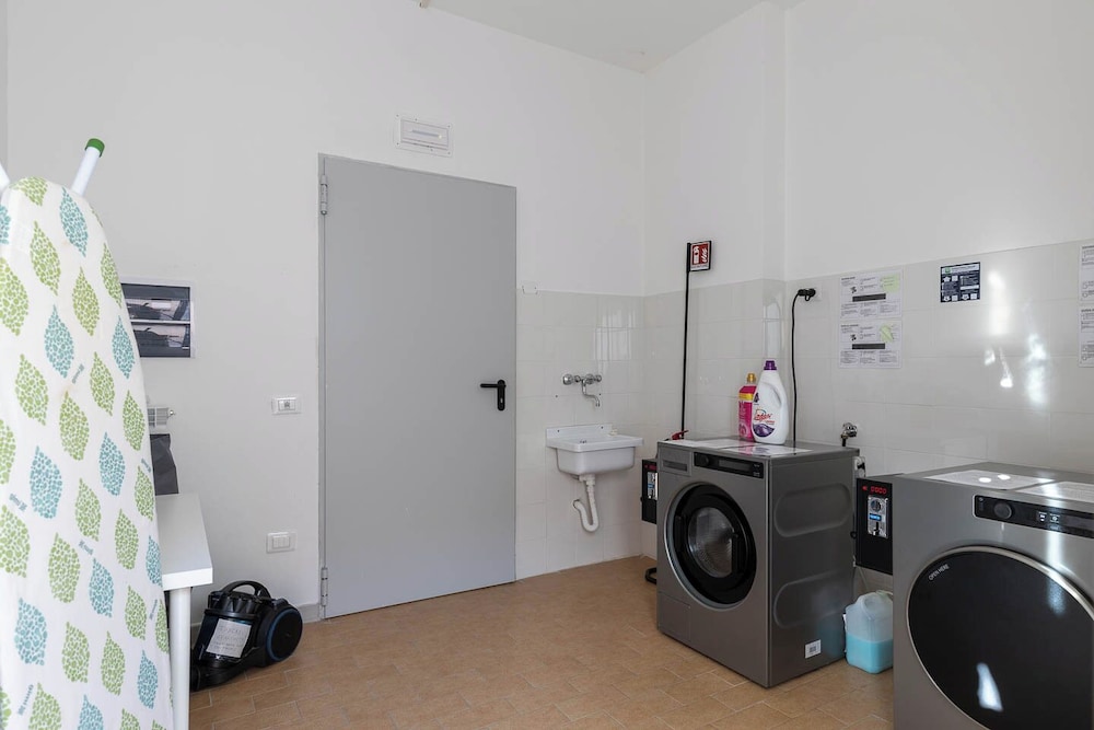 Tuscasi Aparthotel 59/67