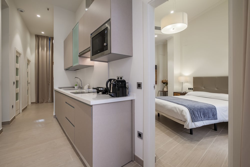 2 BEDROOMS, PREMIUM, APARTMENT, DOUBLE BED, 2 BATHROOMS