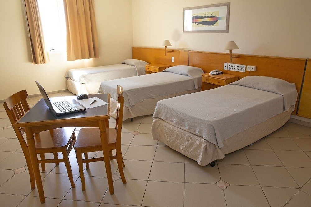 Standard, Single, 3 Beds