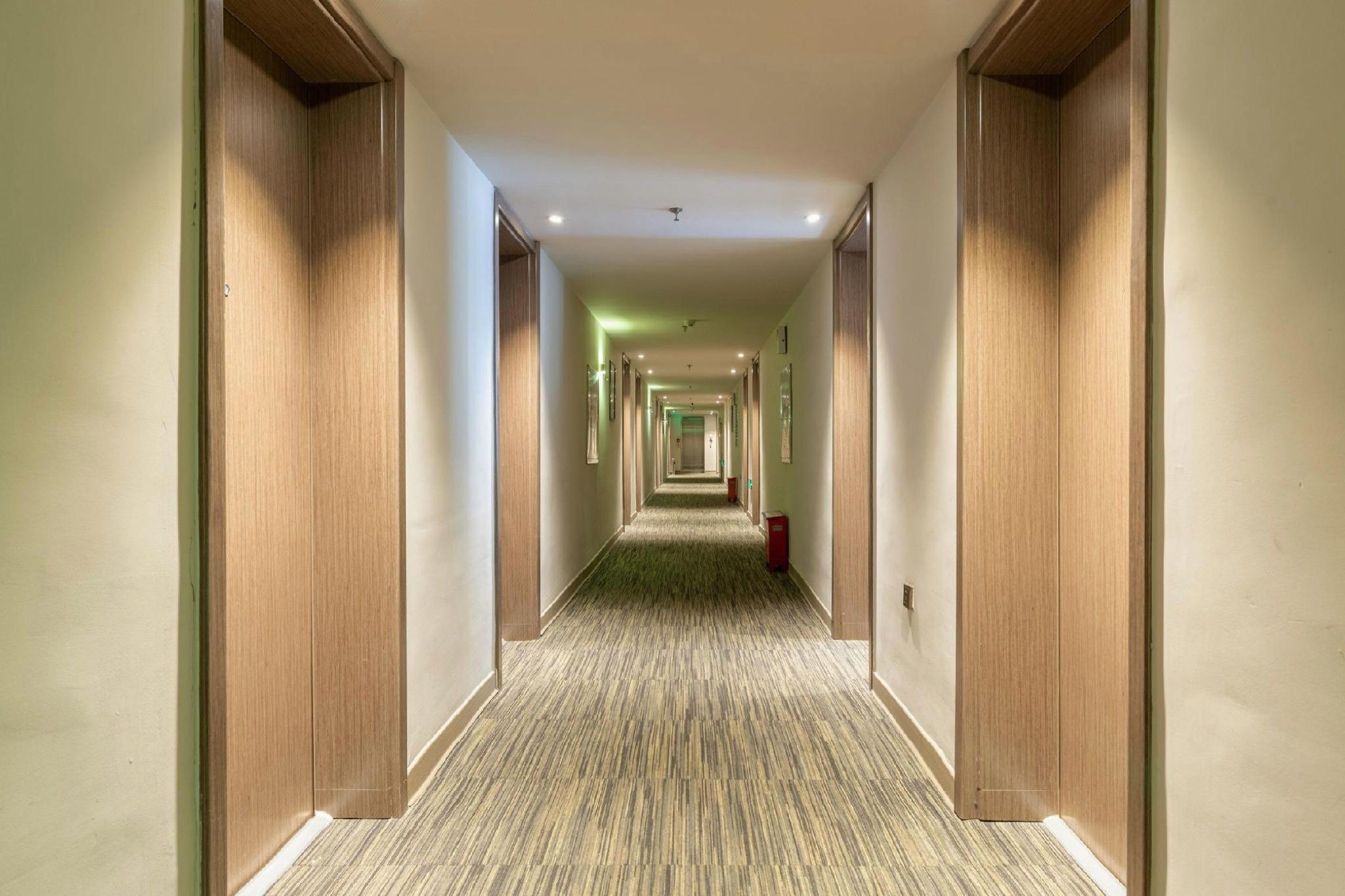 Jinjiang Inn Select (Shenyang Railway Station Taiyuan South Street) 30/50