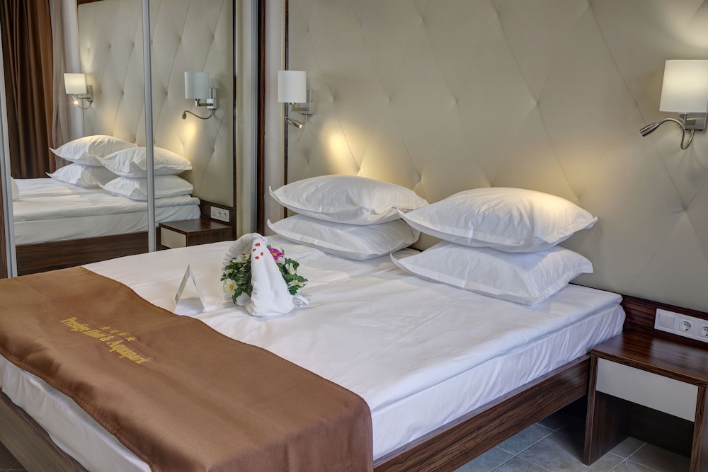 Prestige Hotel And Aquapark 27/72