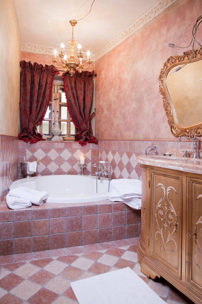 Boutique Hotel Schloss Matzen 35/67