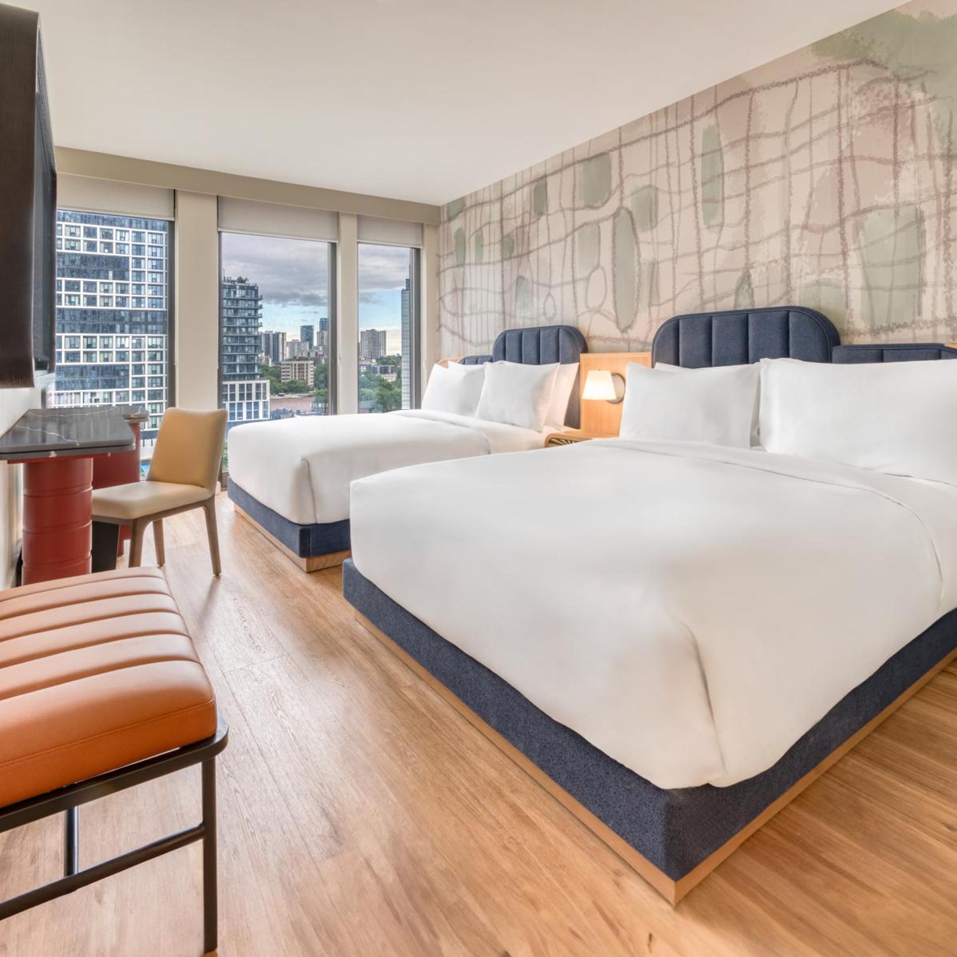 Room, King Bed, 2 Queen Beds, High Floor