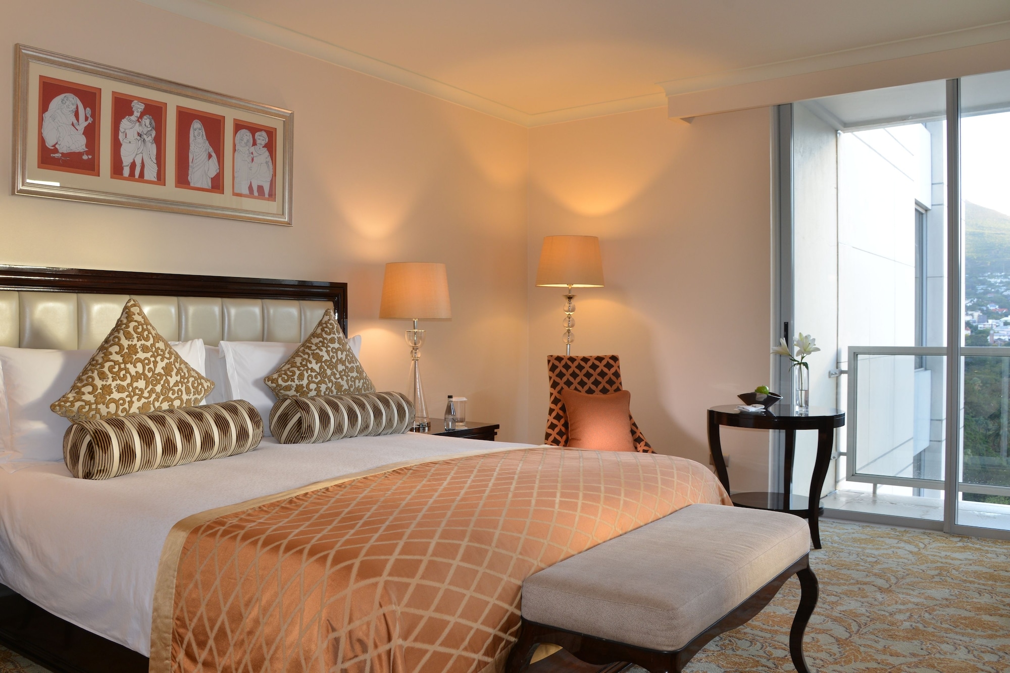 LUXURY, KING BED, CITY VIEW, TOWER WING