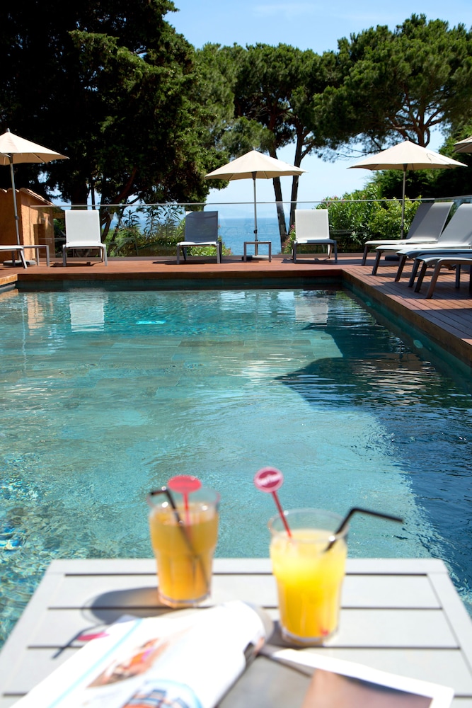 Hotel La Pinede 37/72