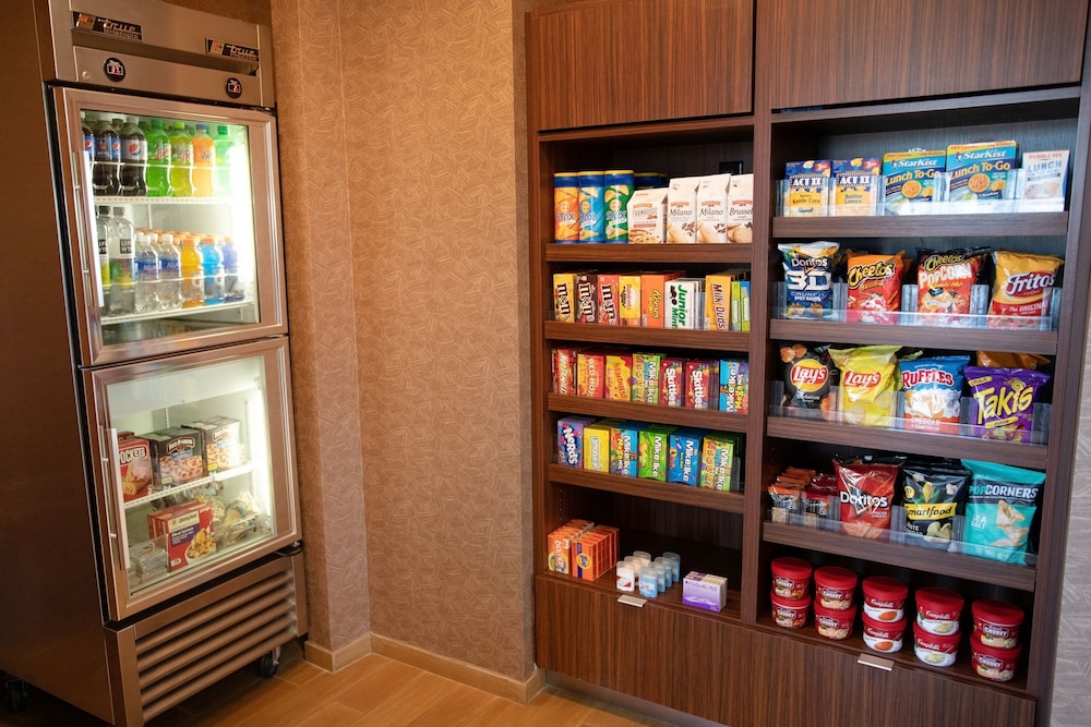Fairfield Inn & Suites by Marriott Athens I-65 27/28