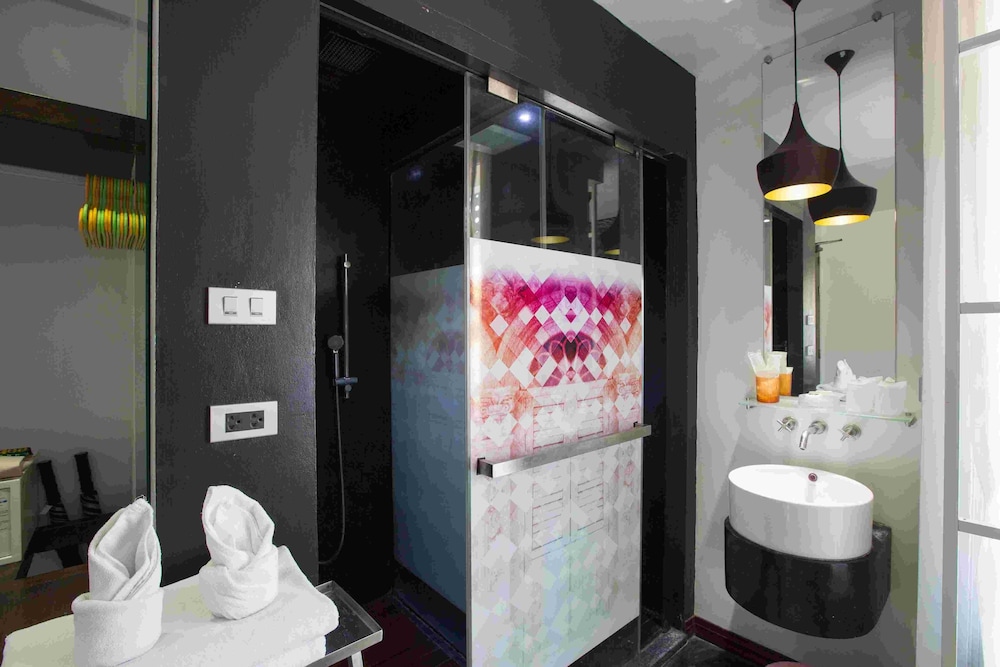 The Color Kata Hotel 31/69