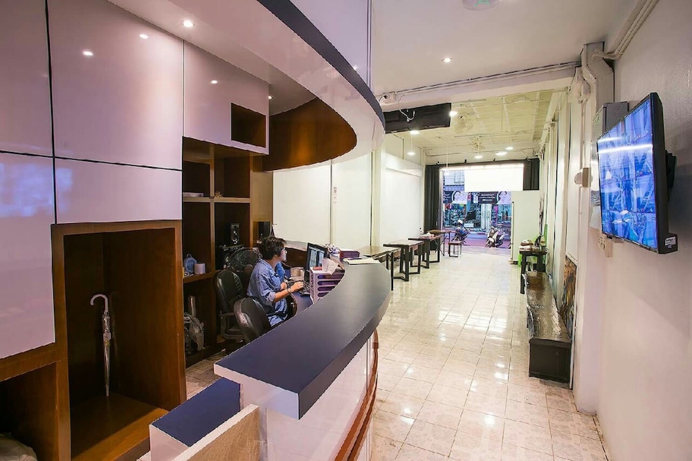 The Port Hostel By Suwatchai 32/50