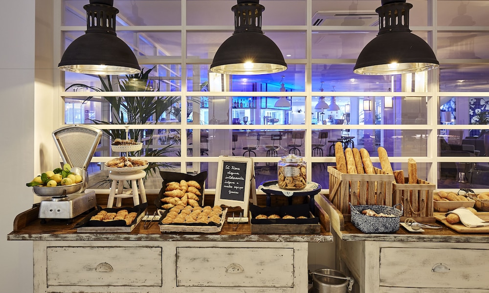Hotel Delamar - Adults Only photo5