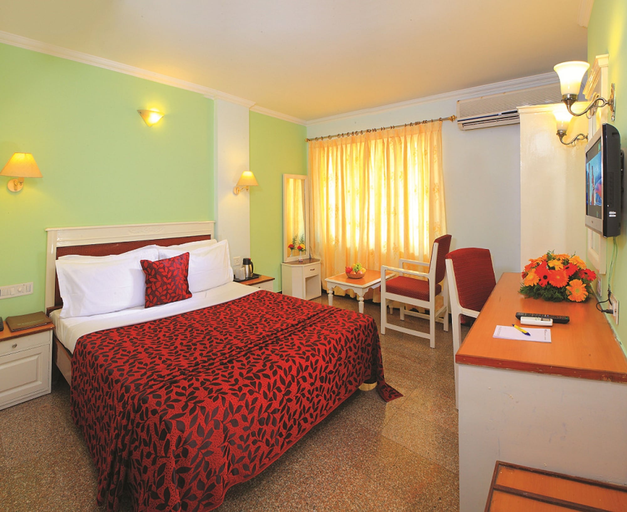 Standard, Double Bed, HOTEL EXCELLENCY 4/7
