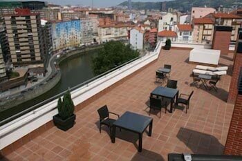 Bilbao Apartamentos Atxuri 34/41