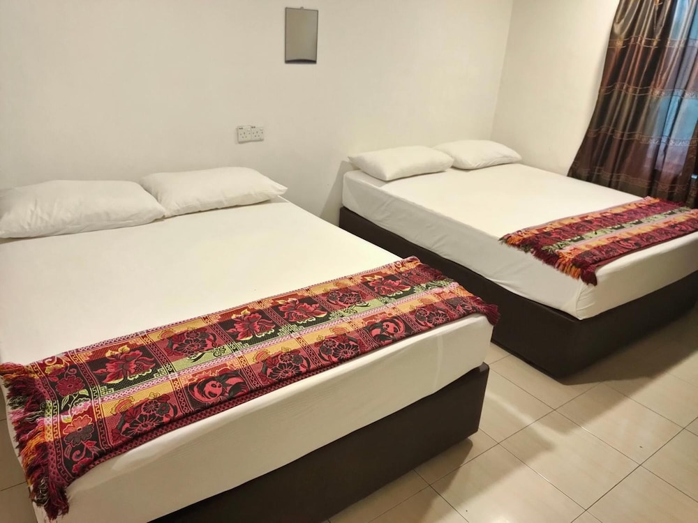 OYO 90273 Mz Hotel 3/20