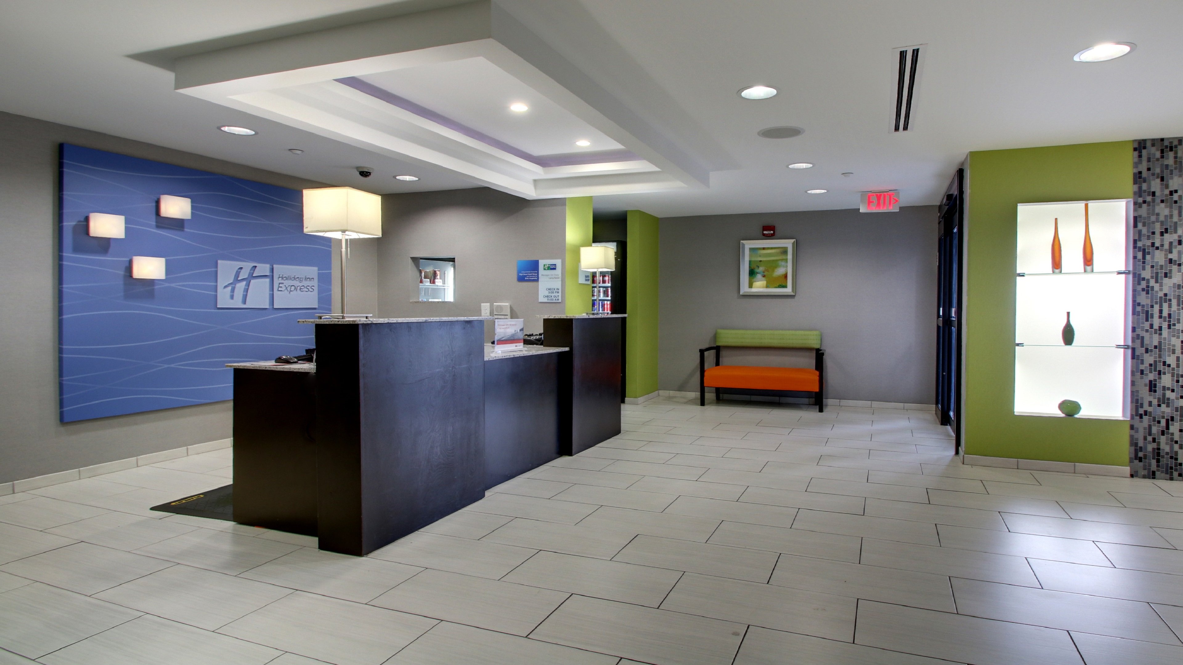 Holiday Inn Express Suites Jackson Downtown Coliseum 4/49