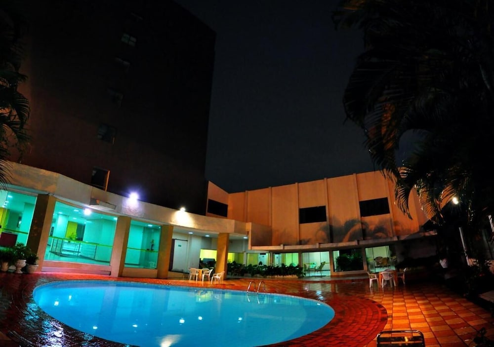 Biss Inn Hotel 4/57