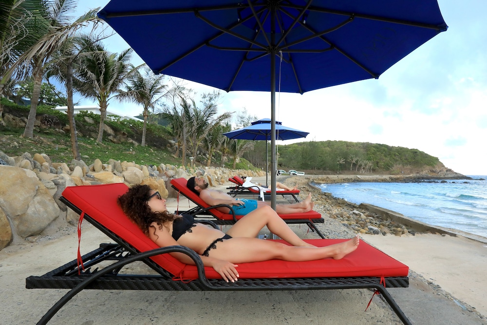 Orson Hotel and Resort Con Dao 28/50