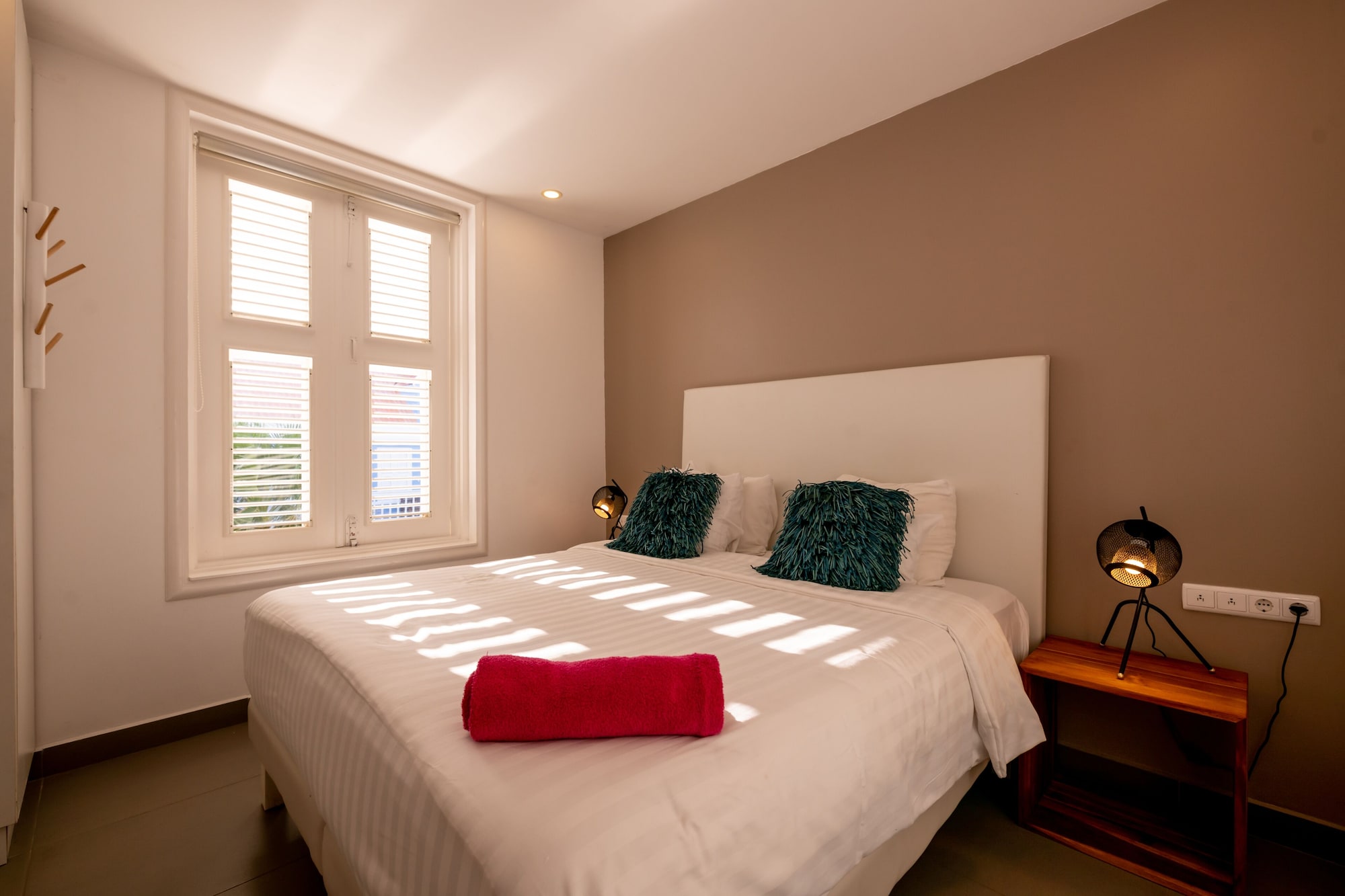 2 BEDROOMS, APARTMENT, BALCONY