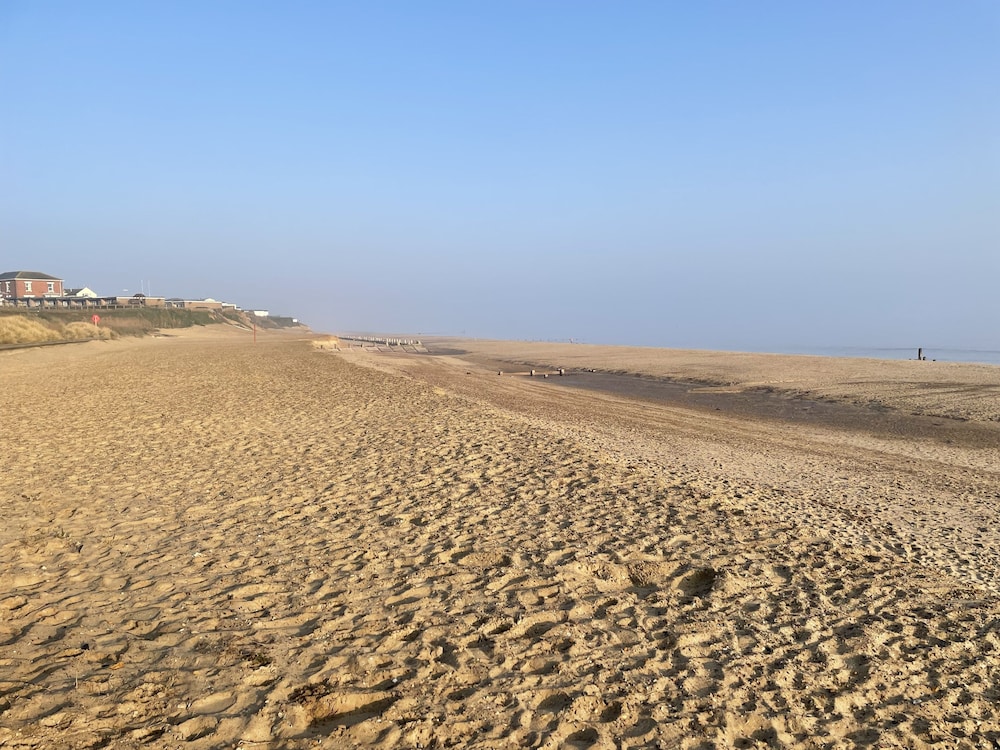 The Leas Beach Park 35/50